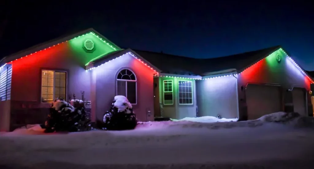Pricing example: red and green lights on a ranch home