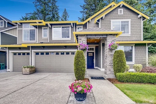 Home with about 161 to 200 feet of permanent roofline lights